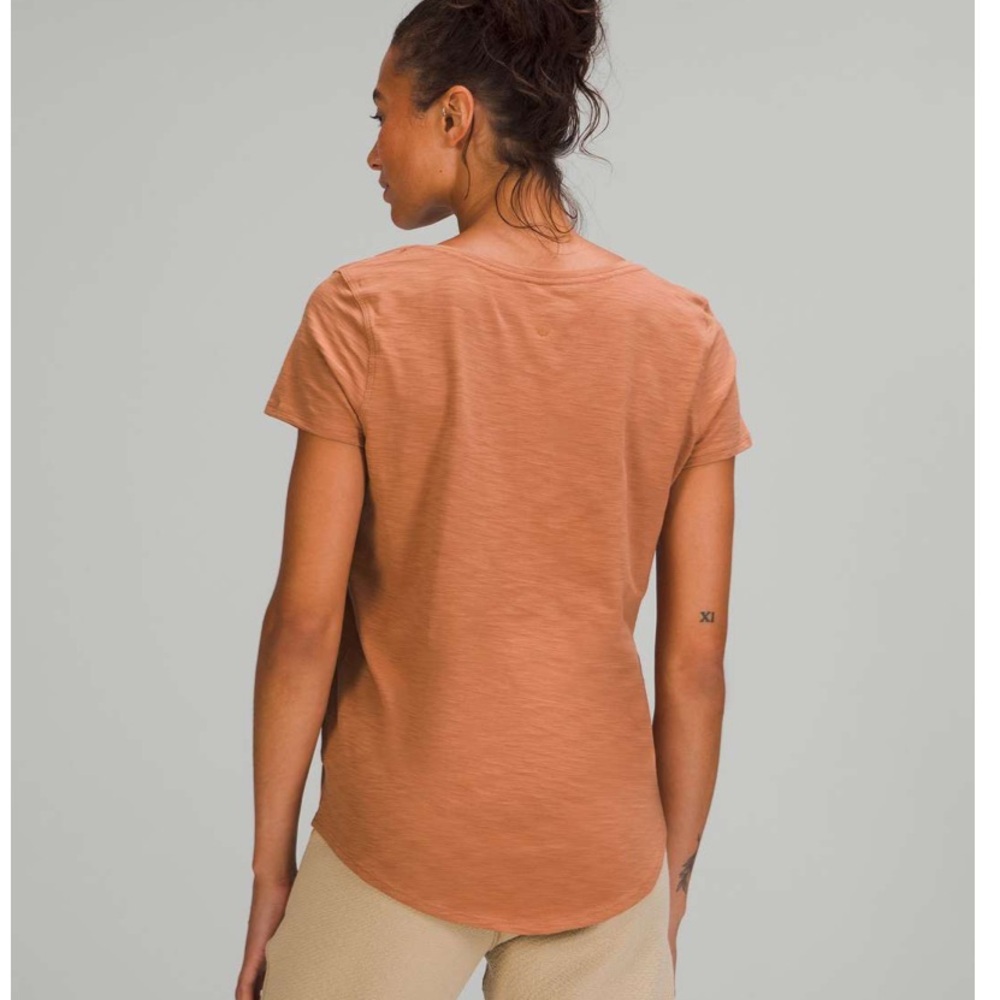 NWT Lululemon Athletica Love V-Neck T-Shirt. Size 2. Color- Desert Sun